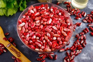 Фасолевый суп с томатной пастой