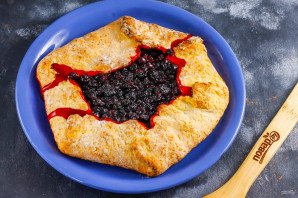 Галета с черной смородиной