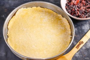 Галета с черной смородиной