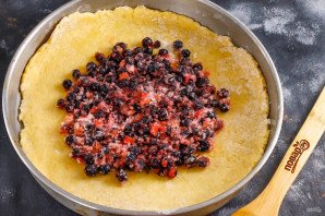 Галета с черной смородиной