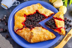 Галета с черной смородиной