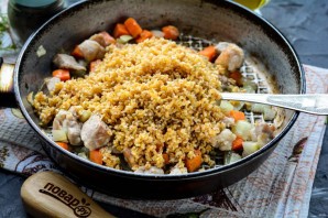 Ячневая каша с мясом Ячневая каша с мясом