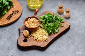 "Капрезе" с соусом песто