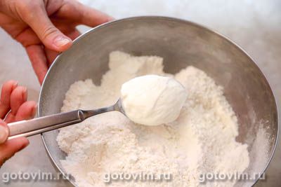 Казахские жареные лепешки на кефире и сметане (Шелпек) Казахские жареные лепешки на кефире и сметане (Шелпек)