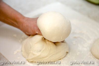 Казахские жареные лепешки на кефире и сметане (Шелпек) Казахские жареные лепешки на кефире и сметане (Шелпек)