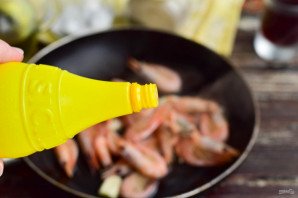 Креветки в винном соусе