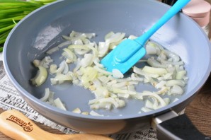 Куриная печень в соевом соусе