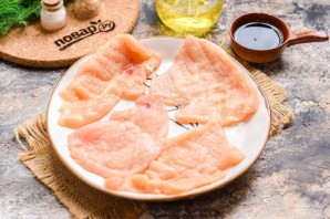 Куриные рулетики с брынзой