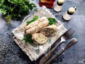 Куриные рулетики с творогом и зеленью в духовке Куриные рулетики с творогом и зеленью в духовке