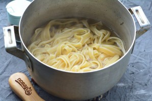 Лагман со стручковой фасолью