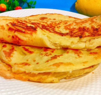 Ленивые хачапури (лепешки) из 3 ингредиентов без раскатки теста Ленивые хачапури (лепешки) из 3 ингредиентов без раскатки теста