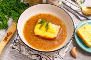 Луковый суп с красным вином