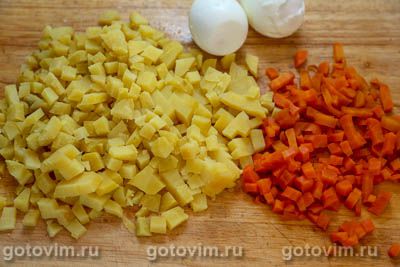 Машеровский салат с жареными грибами и курицей