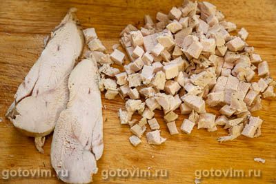 Машеровский салат с жареными грибами и курицей