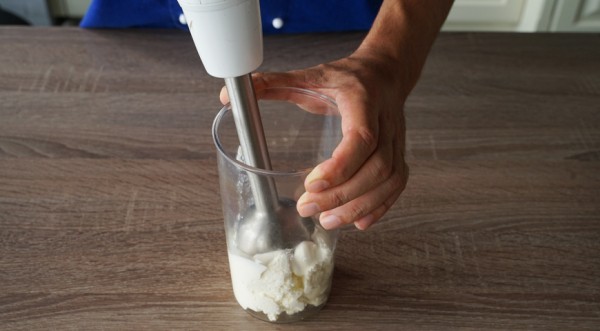 Мгновенный творожный крем с ягодами, пошаговый рецепт с фото