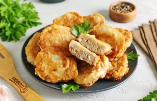Мясной рулет в кляре