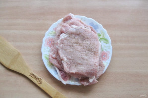 Мясные рулетики в сметанном соусе