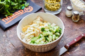 "Оливье" с курицей и авокадо "Оливье" с курицей и авокадо