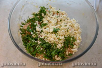 Осетинский пирог с курицей и рассольным сыром