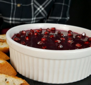 Паштет из куриной печени с гранатовым желе