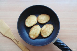 Пшенные оладьи на кефире