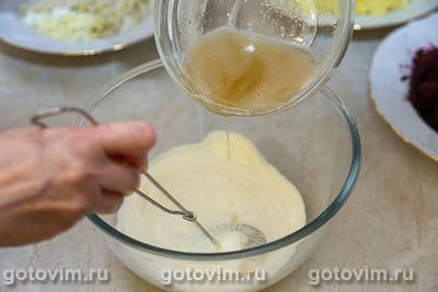 Рулет селедка под шубой (с желатином)