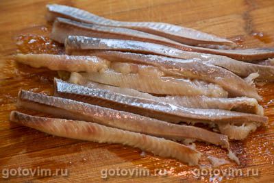 Рулет селедка под шубой (с желатином)