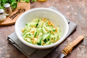 Салат "Фазан" с курицей Салат "Фазан" с курицей