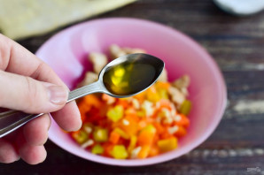 Салат "Фитнес" с курицей Салат "Фитнес" с курицей