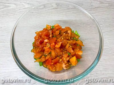 Салат из кролика с кукурузой, сыром и сухариками Салат из кролика с кукурузой, сыром и сухариками