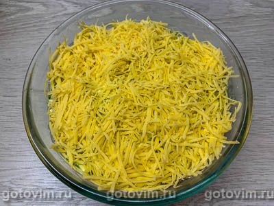 Салат из кролика с кукурузой, сыром и сухариками Салат из кролика с кукурузой, сыром и сухариками