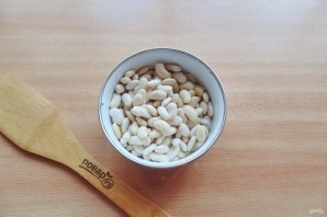 Салат с фасолью и огурцами