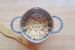 Салат с фасолью и огурцами