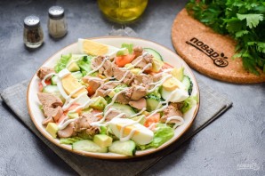 Салат с куриной печенью и авокадо Салат с куриной печенью и авокадо