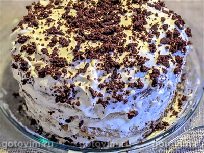 Шоколадный торт на пиве с фундуком, сливочным кремом и апельсиновым курдом