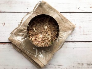 Слоеный салат с сардинами Слоеный салат с сардинами