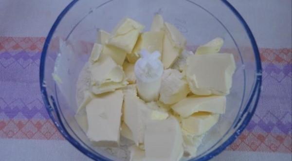 Сырные сконы с бальзамическим луком, пошаговый рецепт с фото