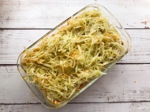 Запеканка с фаршем, капустой и картофелем Запеканка с фаршем, капустой и картофелем