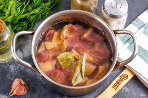 Борщ из гусятины