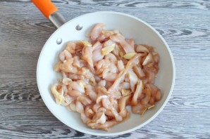 Гречневая лапша с вешенками и курицей