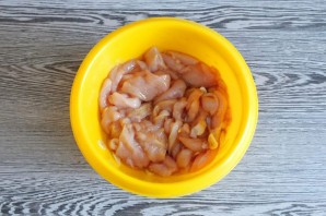 Гречневая лапша с вешенками и курицей