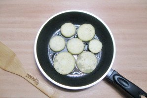 Кальмары с баклажанами