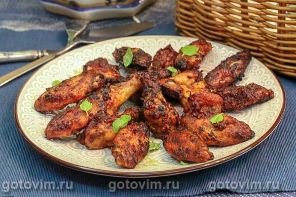 Куриные крылышки в соусе барбекю Куриные крылышки в соусе барбекю