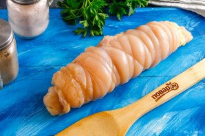 Куриный рулет с блинами