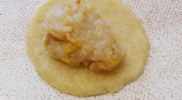 Милопитакья - яблочные пирожки по-гречески, пошаговый рецепт с фото