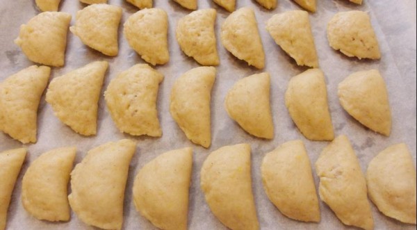 Милопитакья - яблочные пирожки по-гречески, пошаговый рецепт с фото