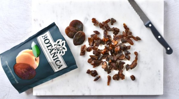 Морковный торт с курагой и орехами , пошаговый рецепт с фото Морковный торт с курагой и орехами , пошаговый рецепт с фото