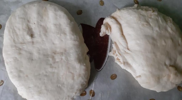 Пирог с творогом и черносливом Дед Мороз, пошаговый рецепт с фото