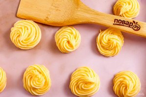 Профитроли с креветками