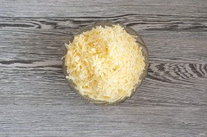 Рогалики с сыром из дрожжевого теста